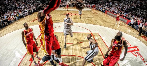 科维托娃回归赛场，赛况扑朔迷离首场状态亮眼，加拿大队观众沸腾！